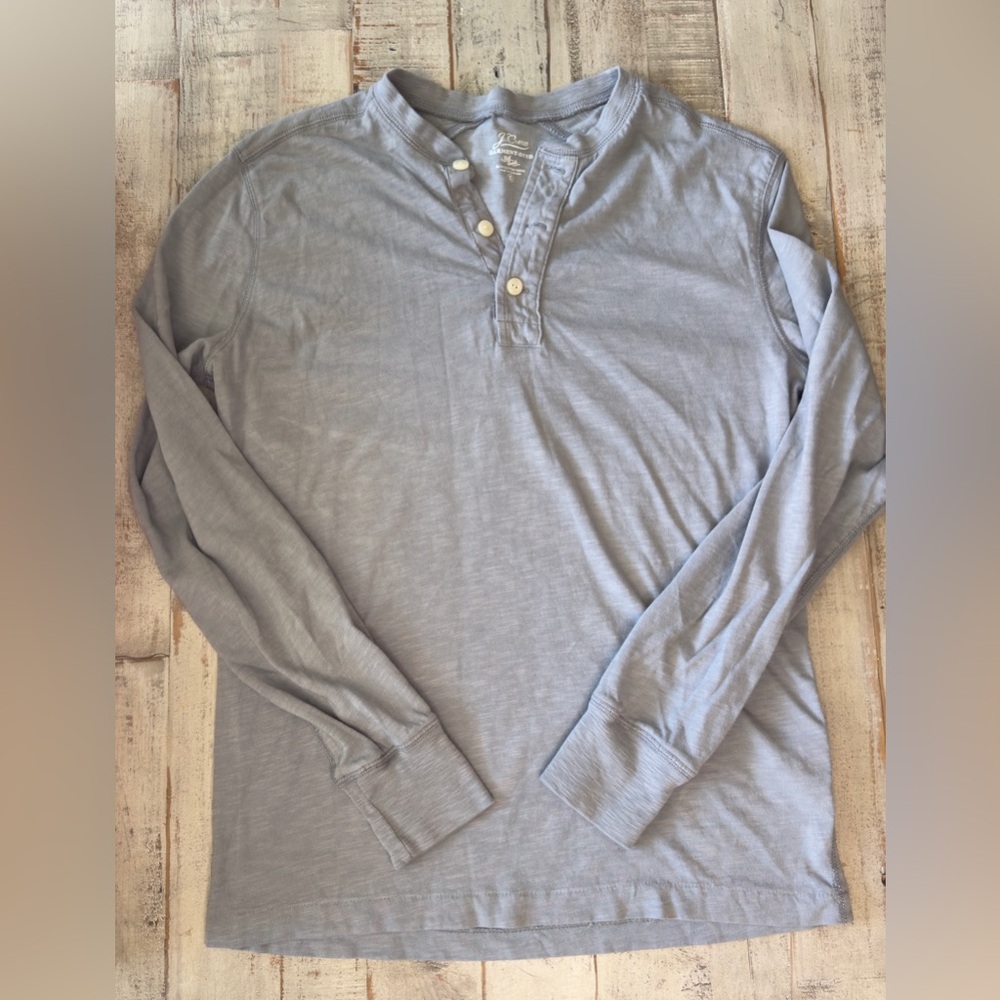 J.Crew Men’s Light Gray Garment-Dyed Henley Shirt | Size S